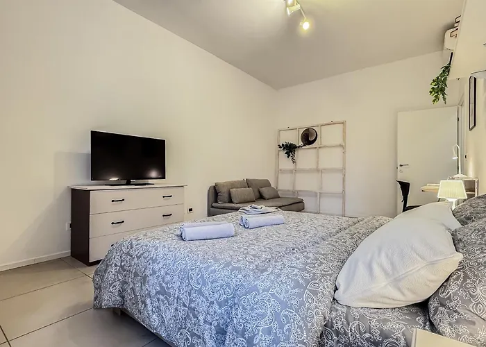 Chic Ristori Blq - Fiera * בולוניה